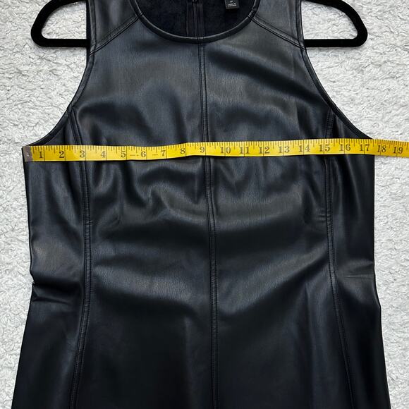 Ann Taylor Petite Faux Leather Sleeveless Blouse Lined Hidden Zip Tank Sz: SP - Picture 4 of 7